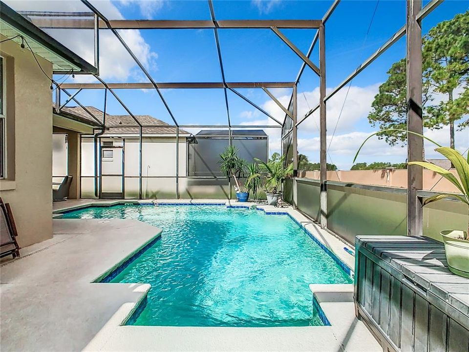 For Sale: $469,000 (5 beds, 4 baths, 2835 Square Feet)