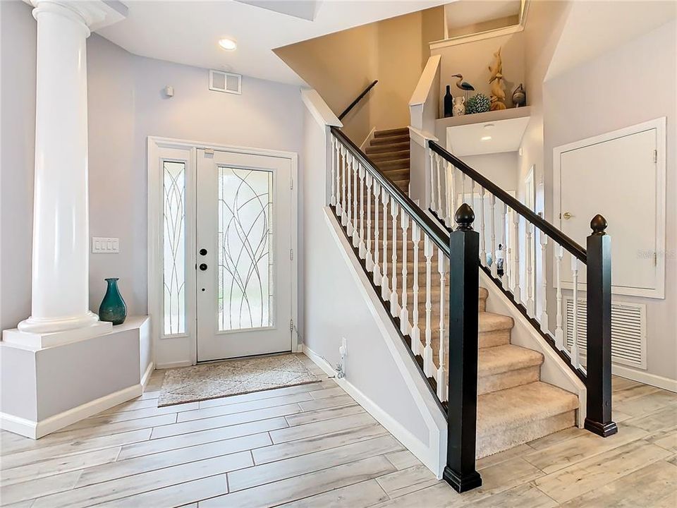 For Sale: $469,000 (5 beds, 4 baths, 2835 Square Feet)