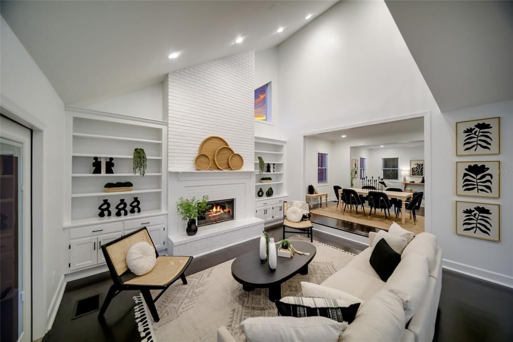For Sale: $1,995,000 (4 beds, 2 baths, 3271 Square Feet)