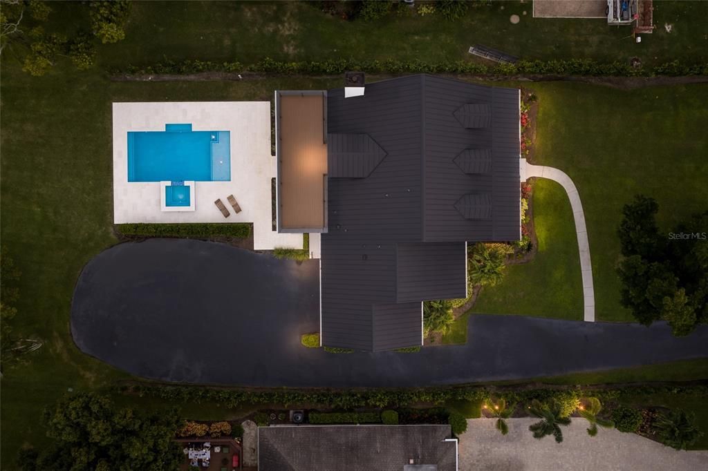 For Sale: $1,995,000 (4 beds, 2 baths, 3271 Square Feet)