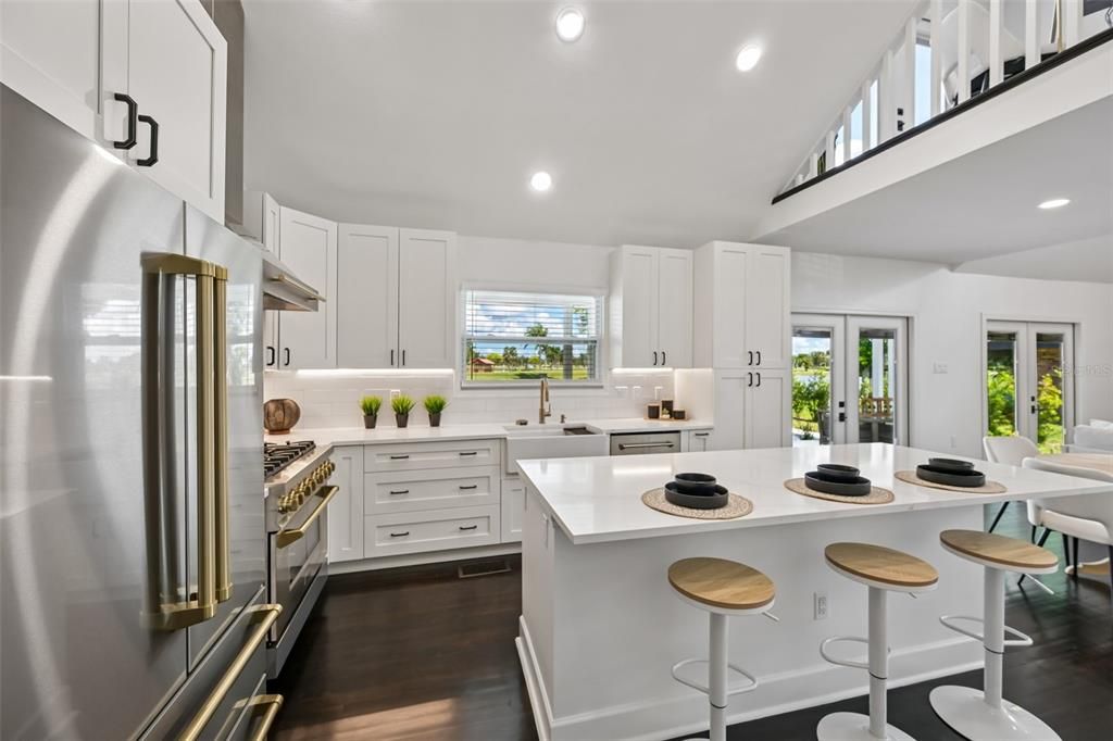 For Sale: $1,995,000 (4 beds, 2 baths, 3271 Square Feet)