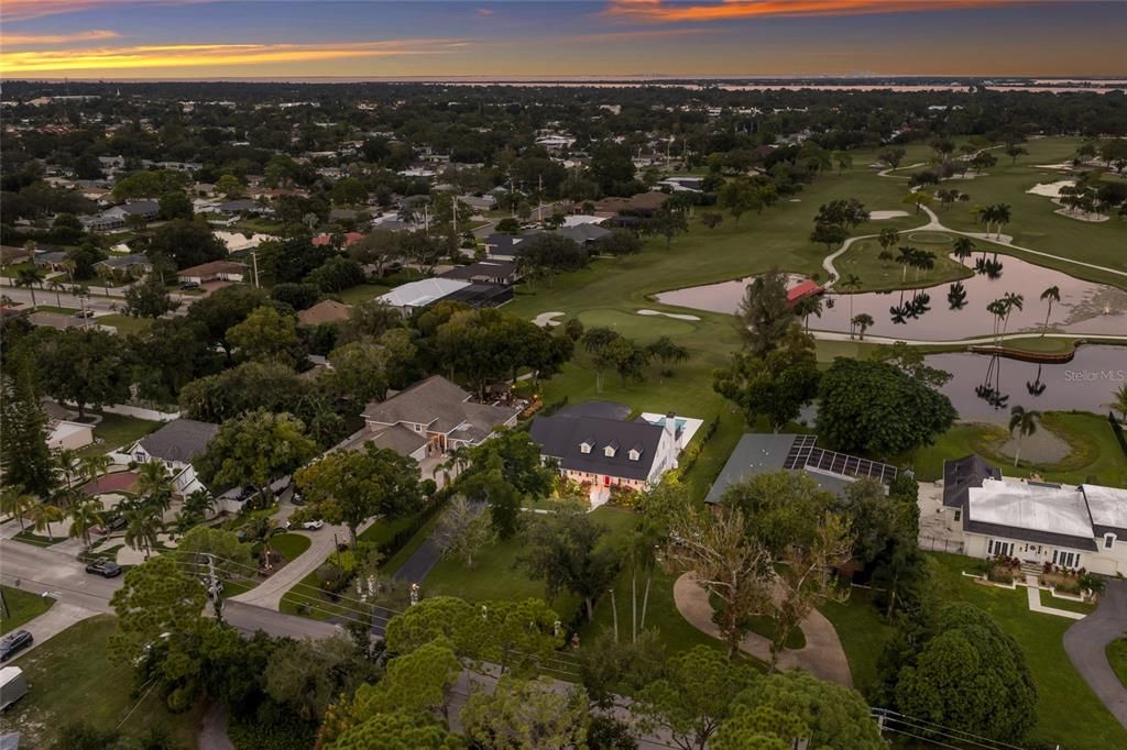 For Sale: $1,995,000 (4 beds, 2 baths, 3271 Square Feet)
