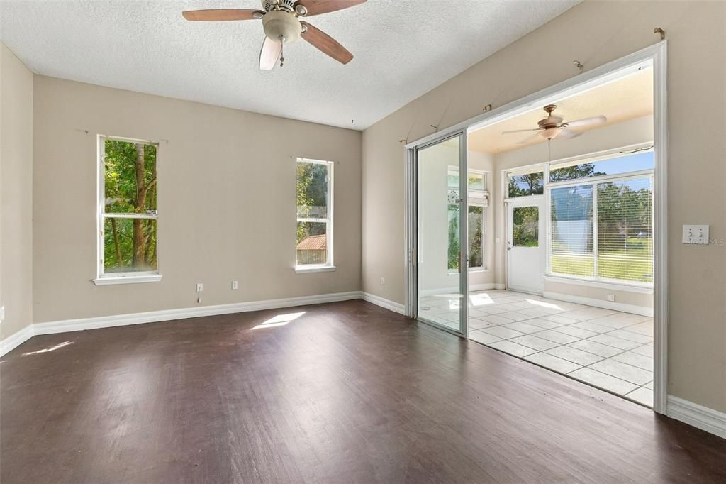 Active With Contract: $650,000 (4 beds, 3 baths, 3470 Square Feet)