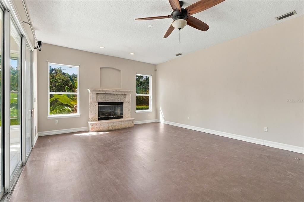 Active With Contract: $650,000 (4 beds, 3 baths, 3470 Square Feet)