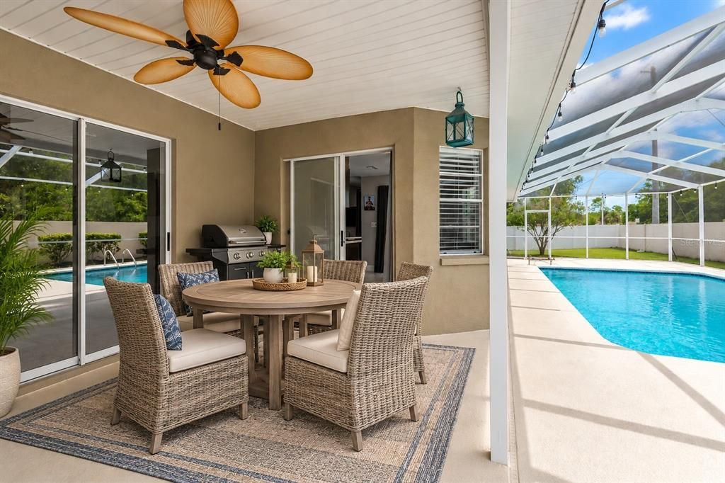 Active With Contract: $425,000 (3 beds, 3 baths, 1824 Square Feet)