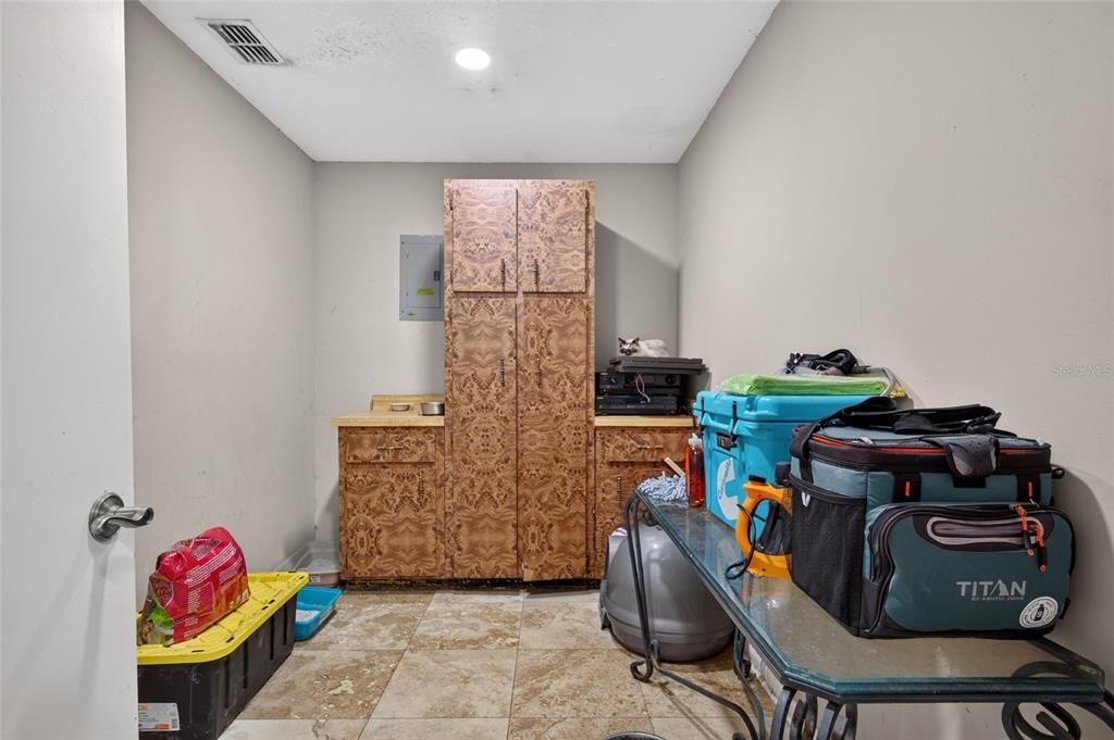 For Sale: $595,000 (4 beds, 3 baths, 2949 Square Feet)