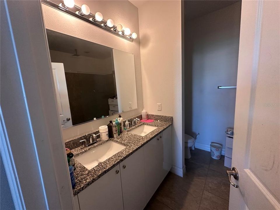 For Sale: $259,000 (4 beds, 2 baths, 1200 Square Feet)