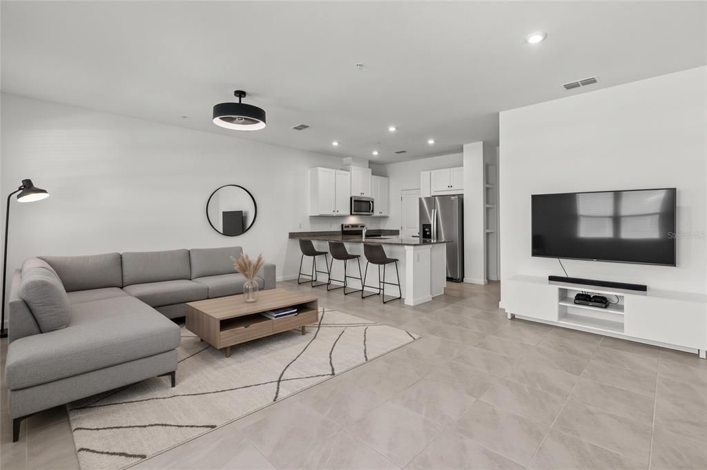 For Rent: $2,750 (3 beds, 2 baths, 1476 Square Feet)