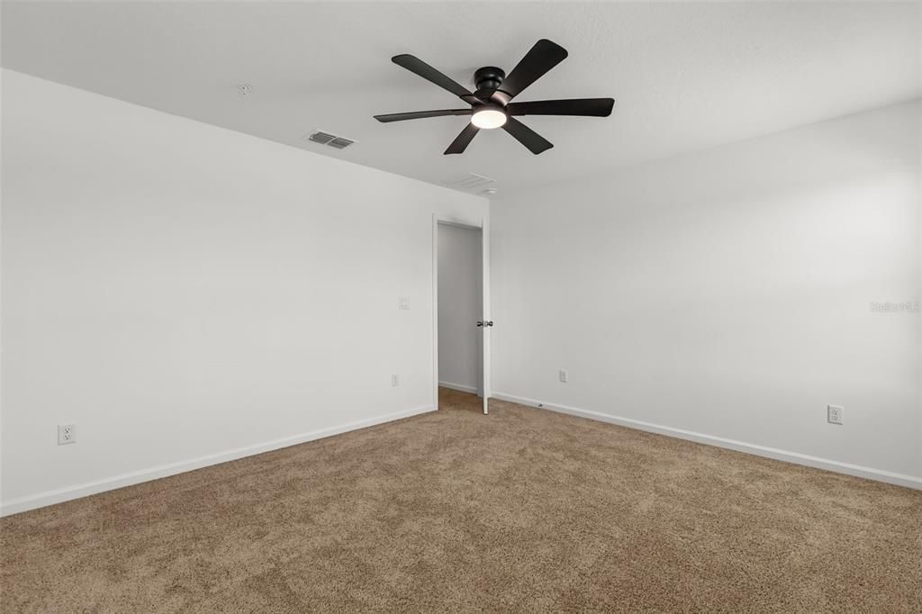For Rent: $2,750 (3 beds, 2 baths, 1476 Square Feet)