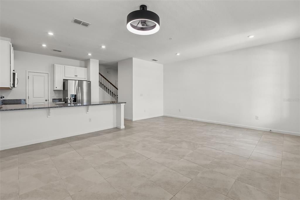 For Rent: $2,750 (3 beds, 2 baths, 1476 Square Feet)
