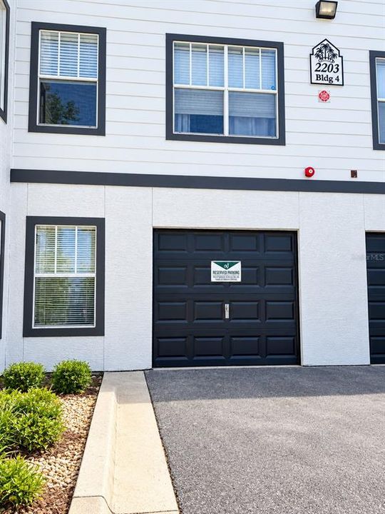 For Sale: $199,000 (2 beds, 2 baths, 1026 Square Feet)