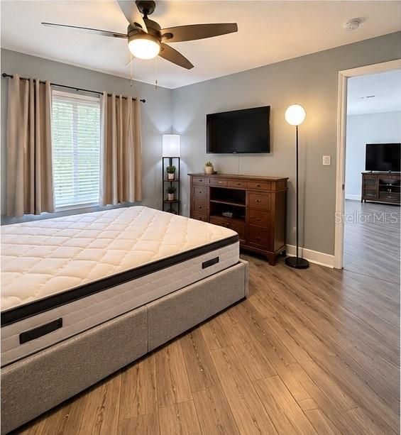 For Sale: $199,000 (2 beds, 2 baths, 1026 Square Feet)
