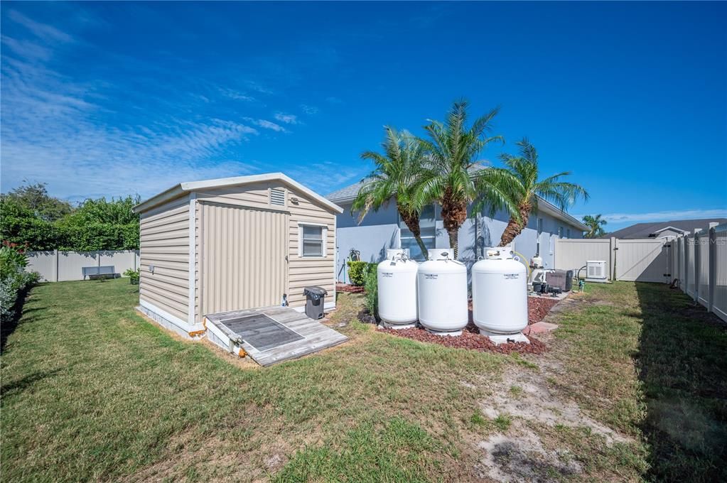 For Sale: $515,000 (4 beds, 3 baths, 2387 Square Feet)