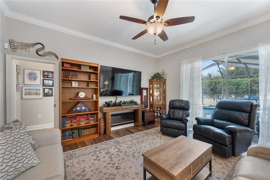 For Sale: $515,000 (4 beds, 3 baths, 2387 Square Feet)