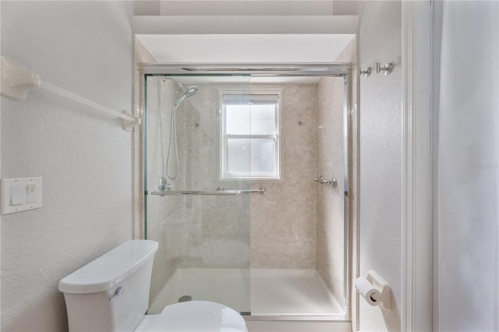For Sale: $515,000 (4 beds, 3 baths, 2387 Square Feet)