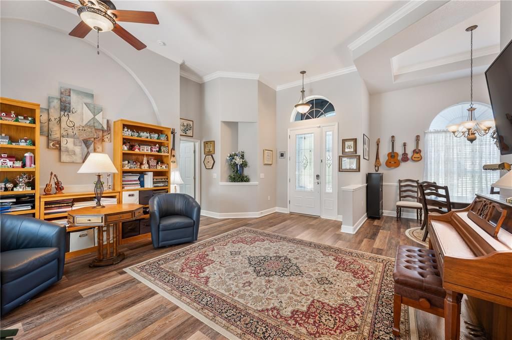 For Sale: $515,000 (4 beds, 3 baths, 2387 Square Feet)