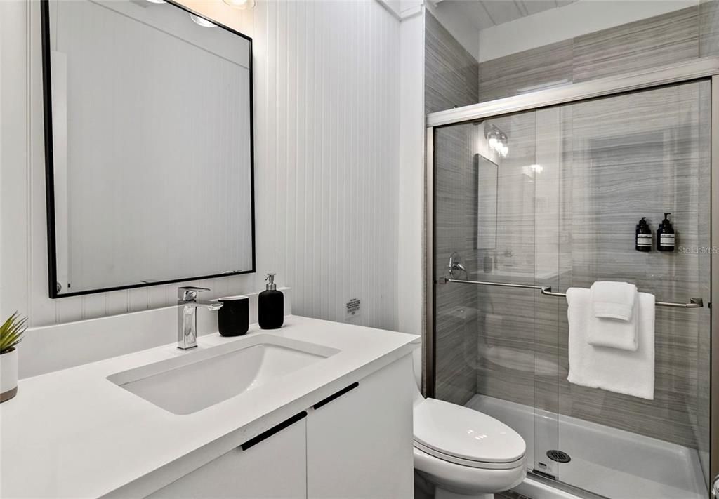 For Sale: $1,400,000 (10 beds, 0 baths, 3049 Square Feet)