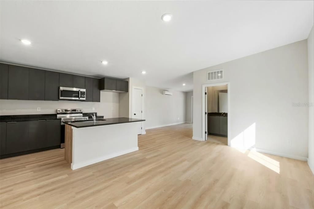 For Sale: $1,400,000 (10 beds, 0 baths, 3049 Square Feet)