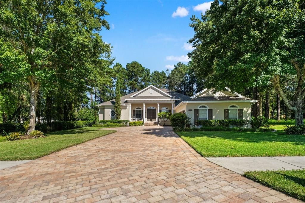 For Sale: $699,900 (4 beds, 3 baths, 3060 Square Feet)