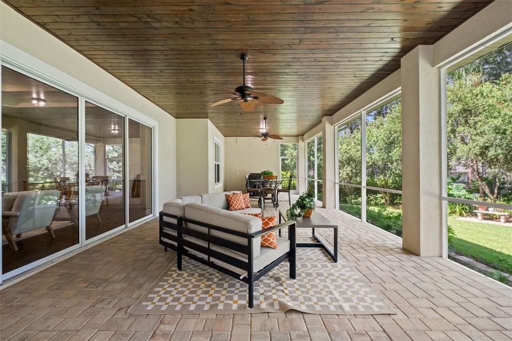 For Sale: $699,900 (4 beds, 3 baths, 3060 Square Feet)