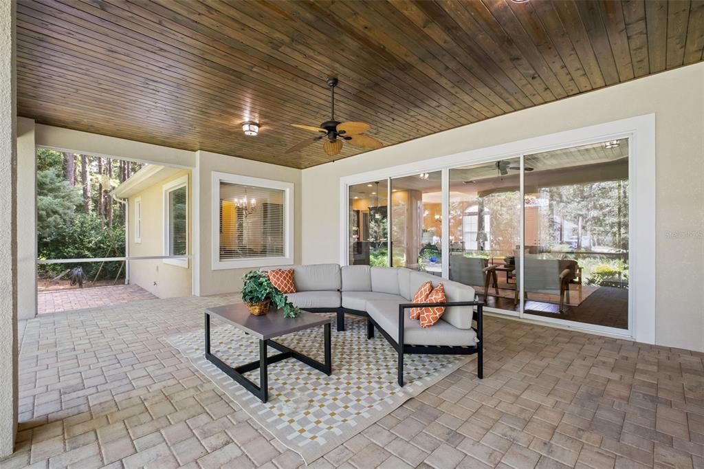 For Sale: $699,900 (4 beds, 3 baths, 3060 Square Feet)