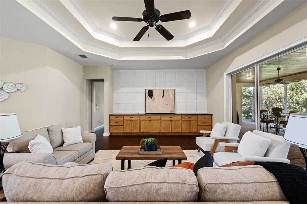 For Sale: $699,900 (4 beds, 3 baths, 3060 Square Feet)