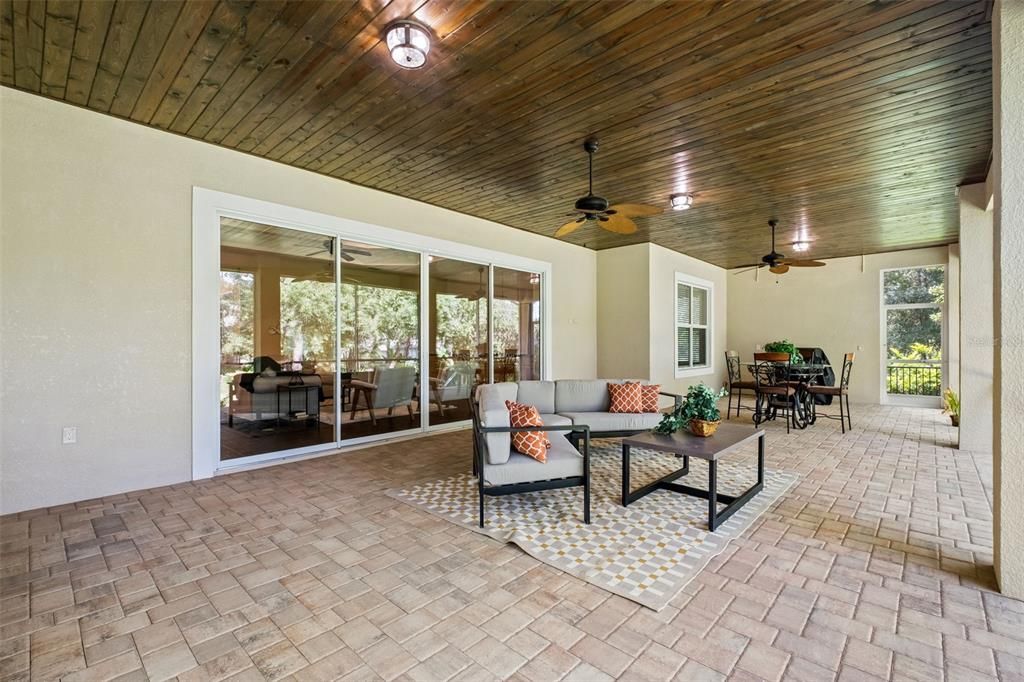 For Sale: $699,900 (4 beds, 3 baths, 3060 Square Feet)
