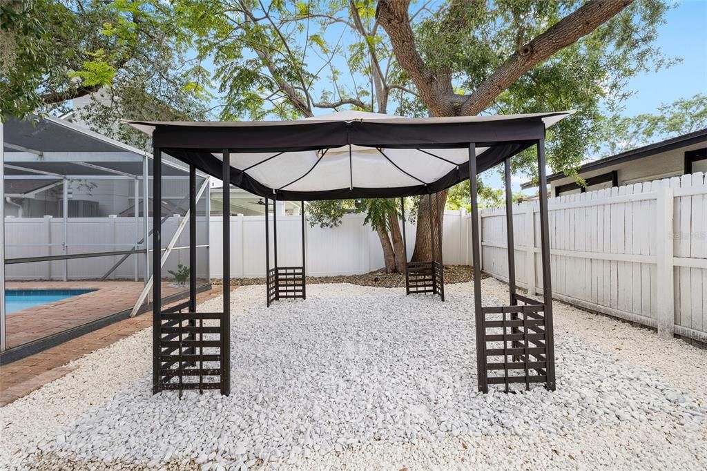 For Sale: $1,199,000 (4 beds, 3 baths, 2501 Square Feet)