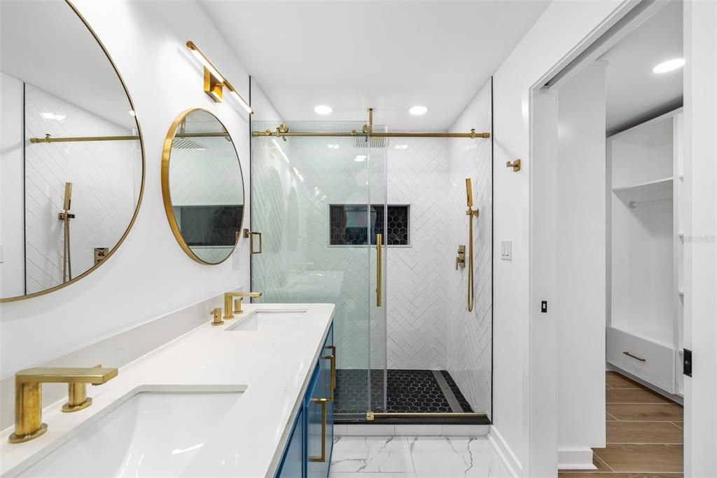 For Sale: $1,199,000 (4 beds, 3 baths, 2501 Square Feet)