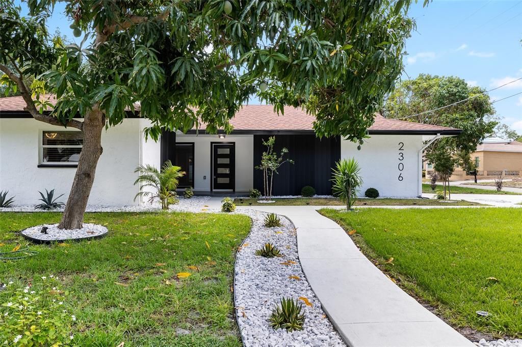 For Sale: $1,199,000 (4 beds, 3 baths, 2501 Square Feet)