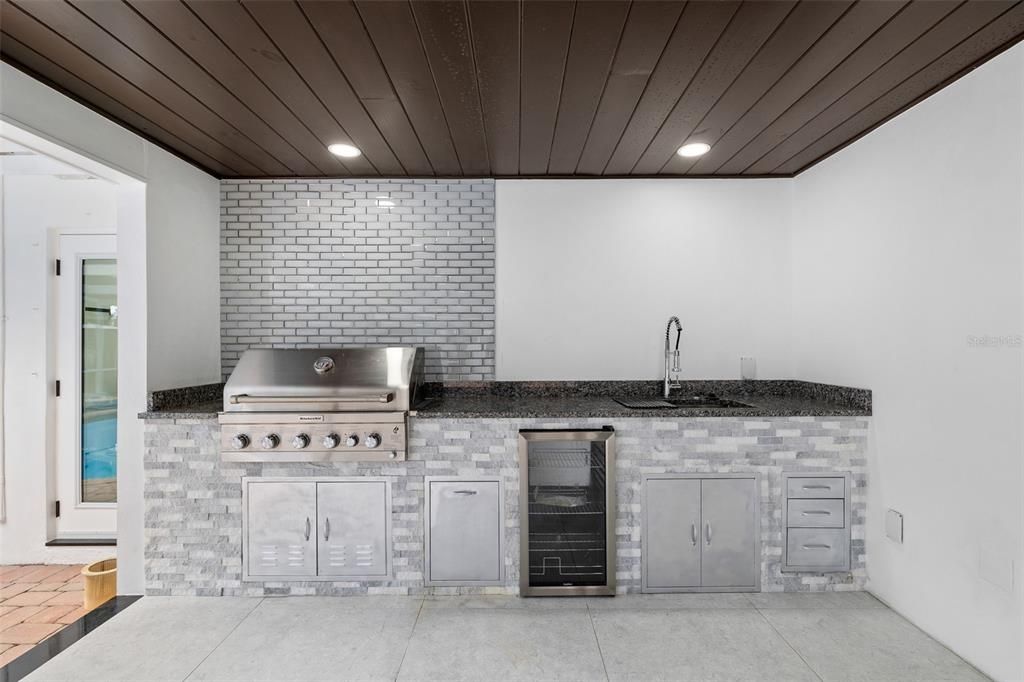 For Sale: $1,199,000 (4 beds, 3 baths, 2501 Square Feet)