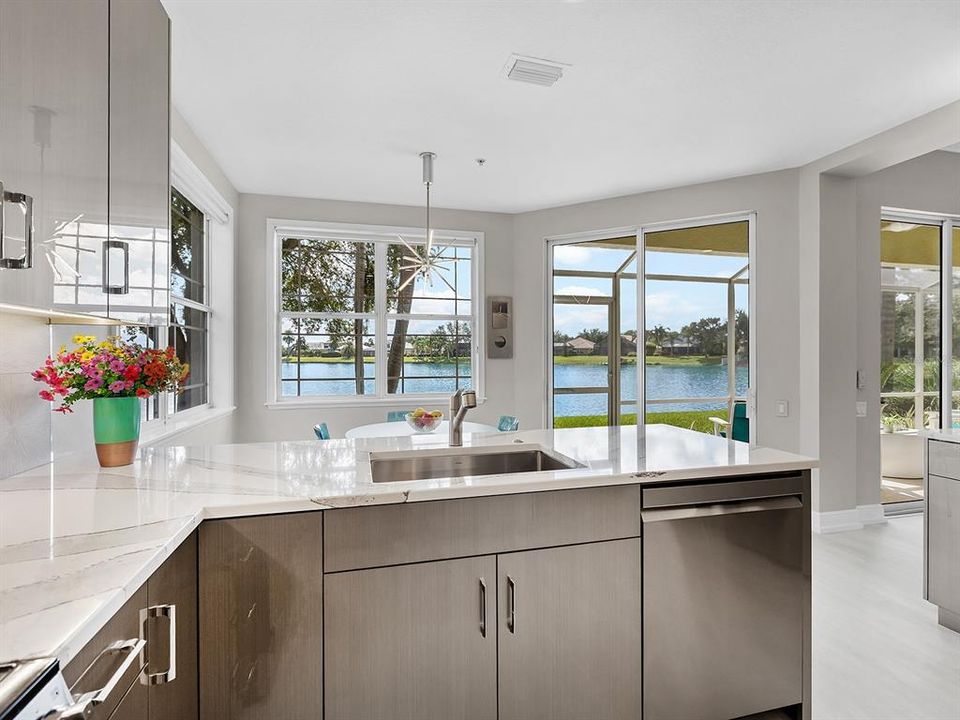 For Sale: $789,900 (3 beds, 2 baths, 1983 Square Feet)
