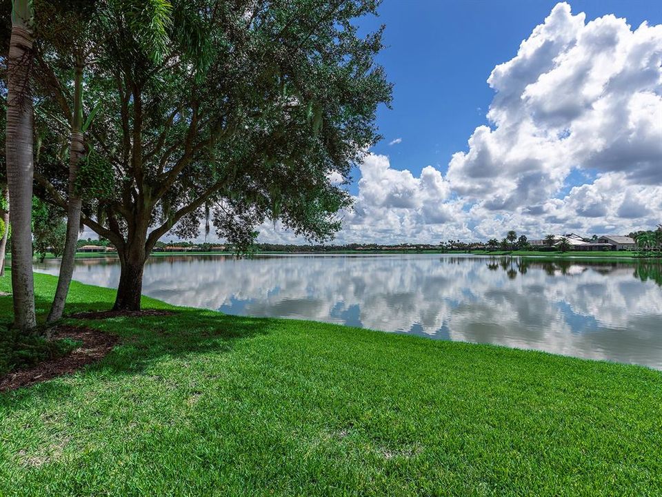 For Sale: $789,900 (3 beds, 2 baths, 1983 Square Feet)