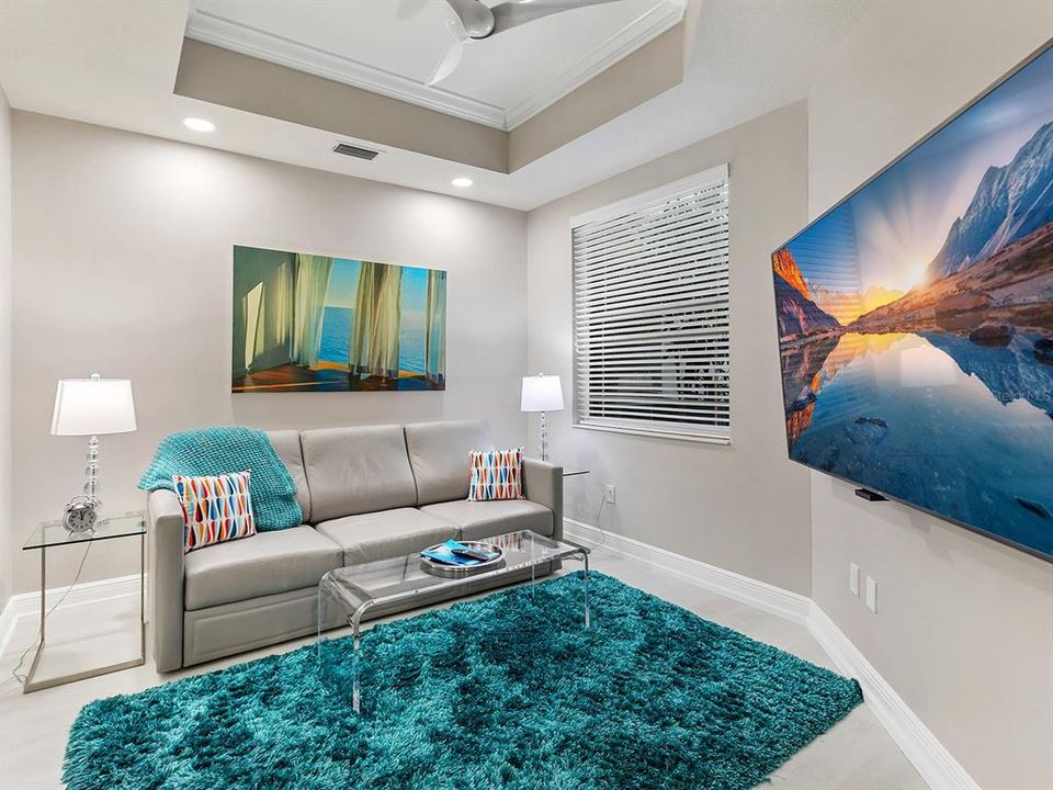 For Sale: $789,900 (3 beds, 2 baths, 1983 Square Feet)