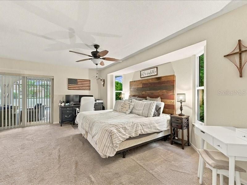 For Sale: $470,000 (3 beds, 2 baths, 2323 Square Feet)