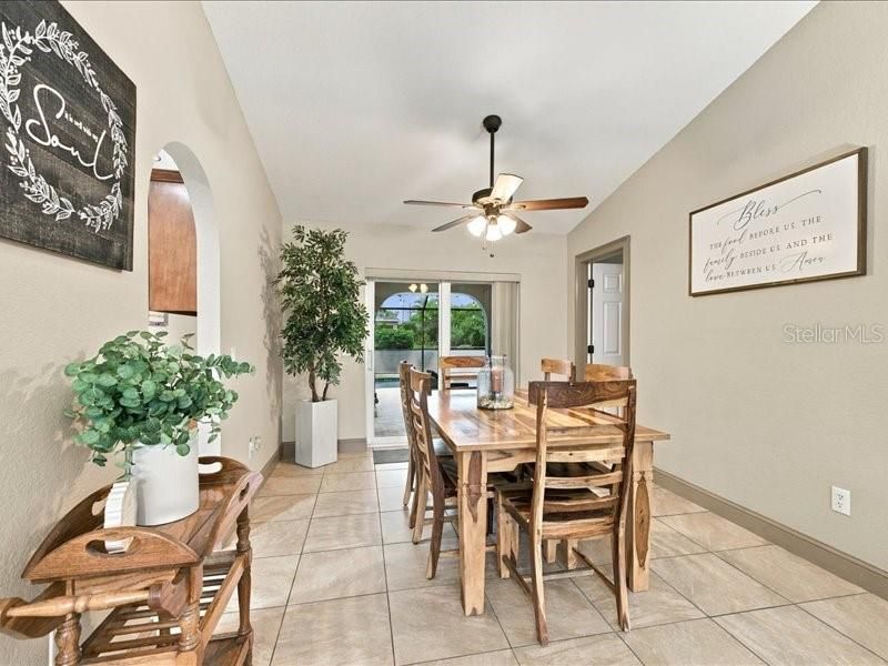 For Sale: $470,000 (3 beds, 2 baths, 2323 Square Feet)