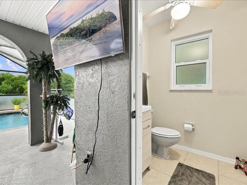 For Sale: $470,000 (3 beds, 2 baths, 2323 Square Feet)