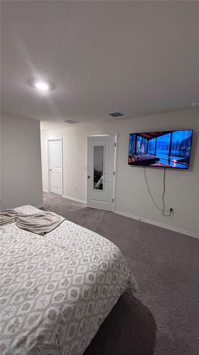 For Rent: $2,195 (3 beds, 2 baths, 1551 Square Feet)