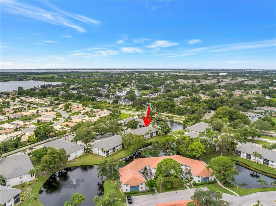 For Sale: $265,000 (2 beds, 2 baths, 1174 Square Feet)
