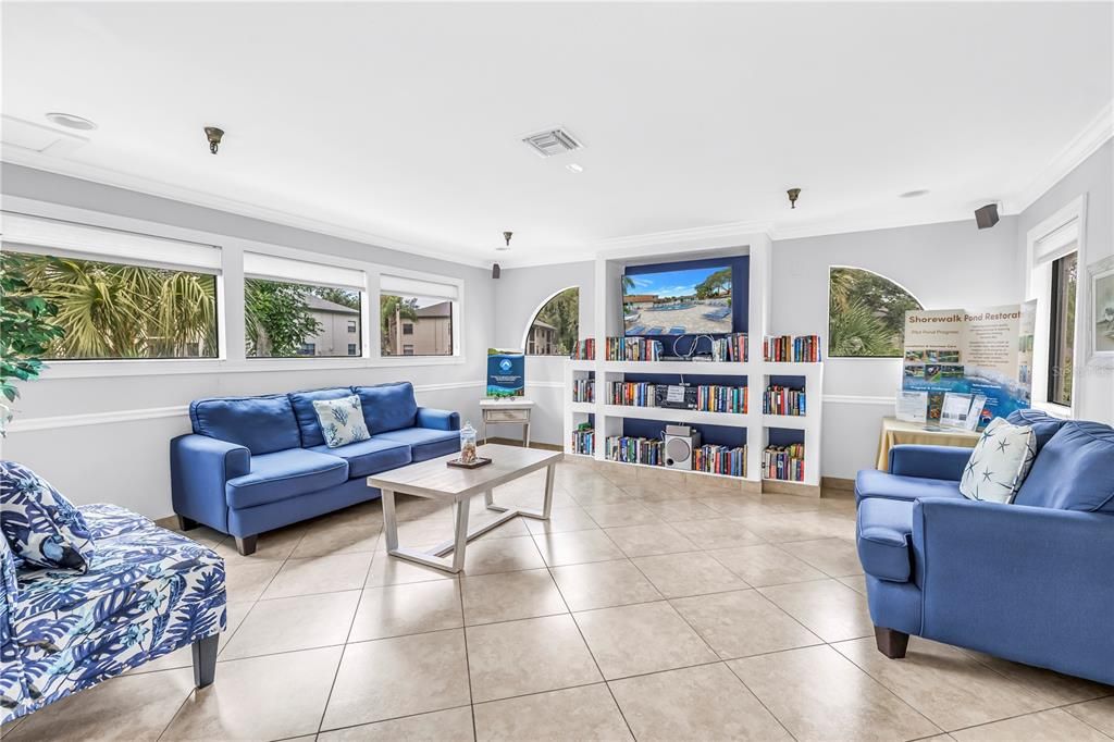 For Sale: $265,000 (2 beds, 2 baths, 1174 Square Feet)