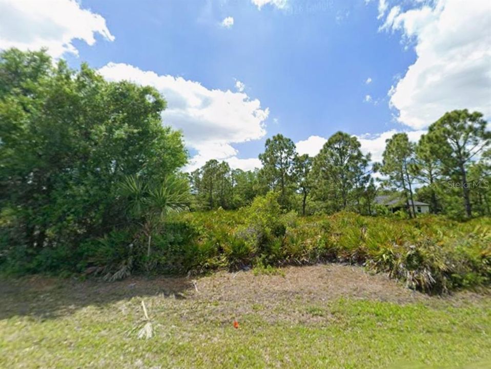 En Venta: $18,900 (0.23 acres)