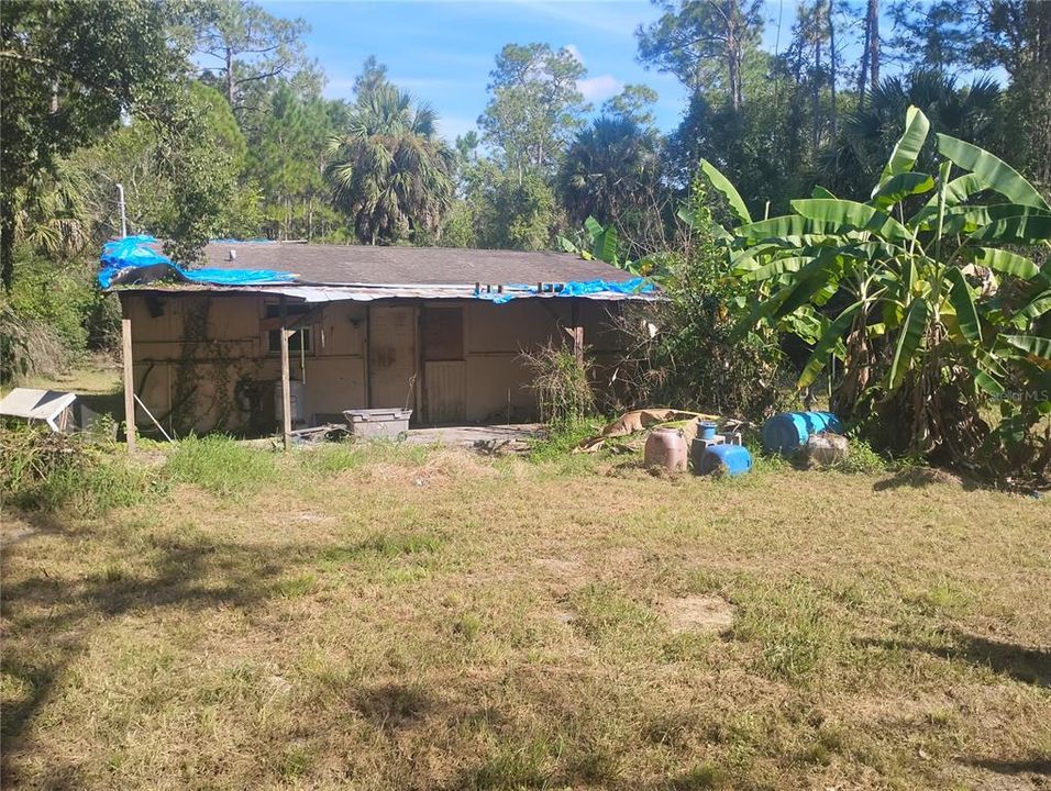 For Sale: $90,000 (2 beds, 1 baths, 720 Square Feet)