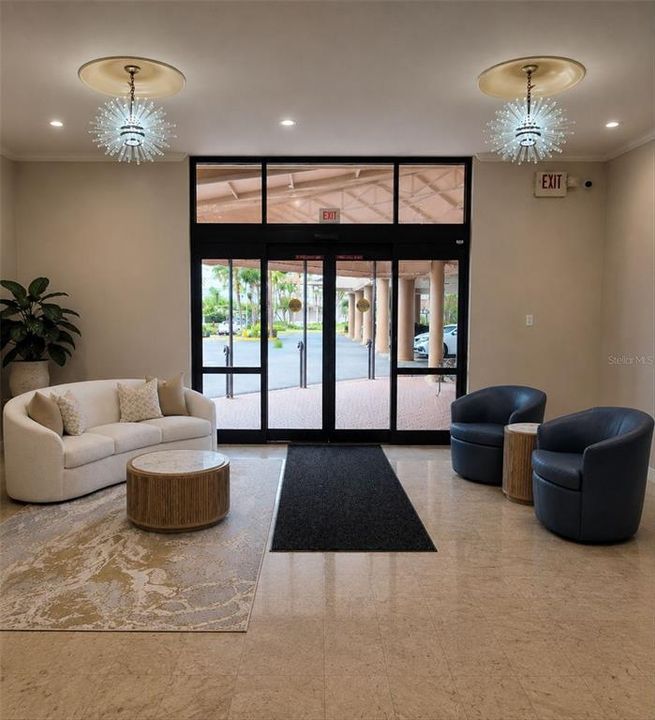 En Venta: $319,900 (2 camas, 2 baños, 1100 Pies cuadrados)