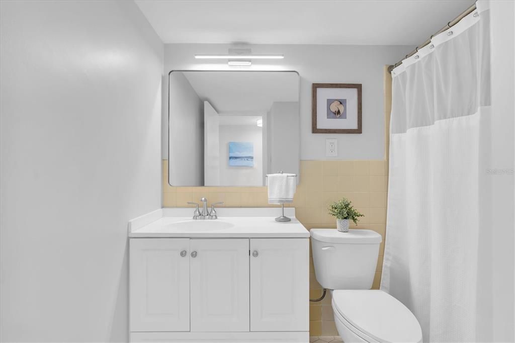 En Venta: $319,900 (2 camas, 2 baños, 1100 Pies cuadrados)