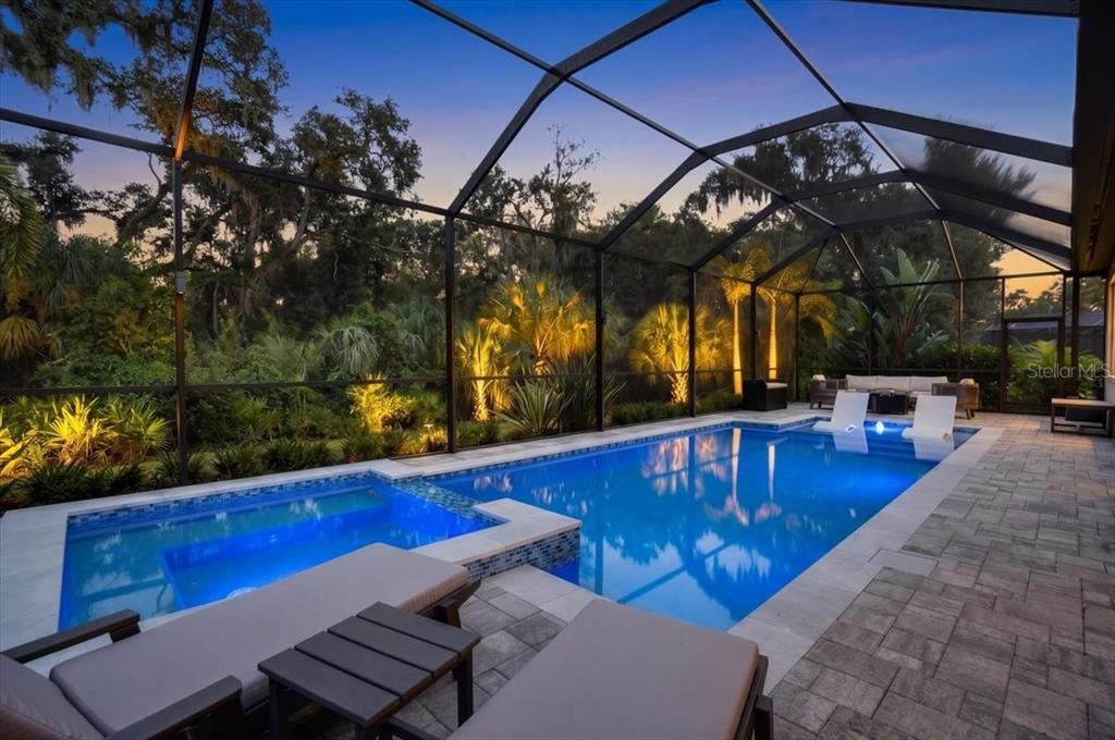 For Sale: $765,000 (4 beds, 3 baths, 2800 Square Feet)