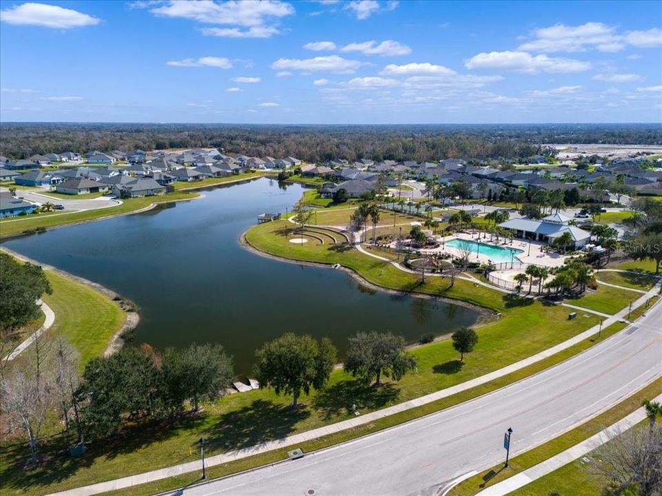 For Sale: $765,000 (4 beds, 3 baths, 2800 Square Feet)