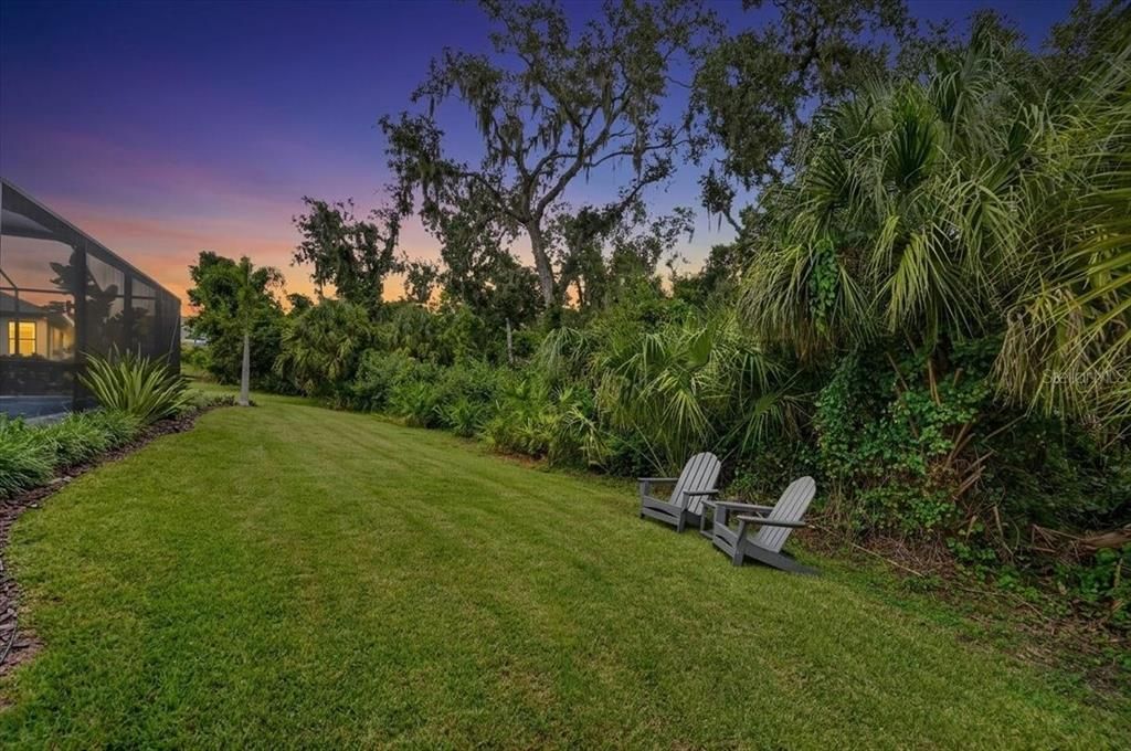 For Sale: $765,000 (4 beds, 3 baths, 2800 Square Feet)