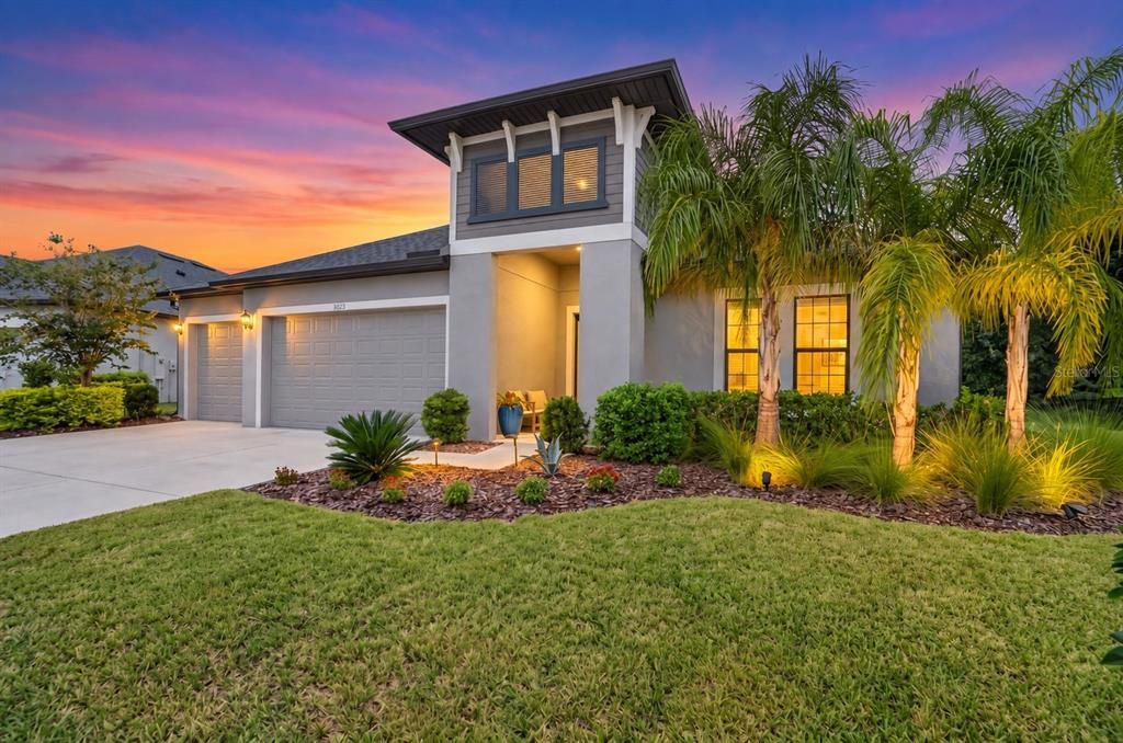 For Sale: $765,000 (4 beds, 3 baths, 2800 Square Feet)