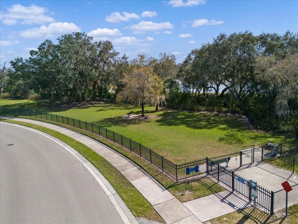 For Sale: $765,000 (4 beds, 3 baths, 2800 Square Feet)