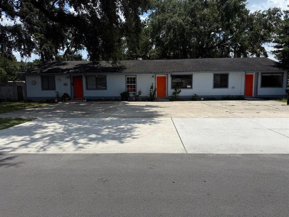 For Sale: $609,900 (6 beds, 0 baths, 2346 Square Feet)